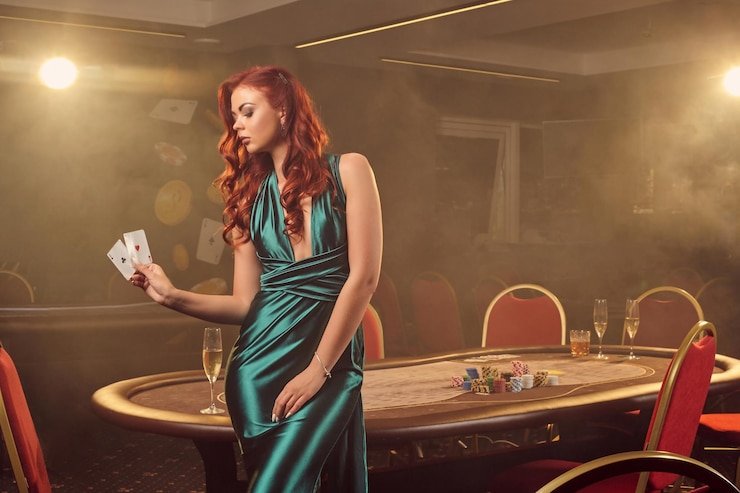 Tampilan meja Gaple Online di platform recehbet dengan batu domino digital dan pemain lawan